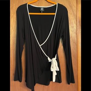 Bobeau Surplice Long Sleeve Tie Top Size Small